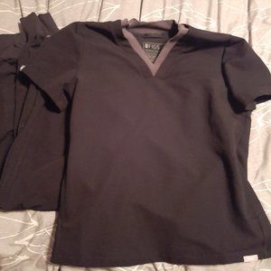 Figs Scrub Set Oran Slim Top and Mari Slim Joggers Black